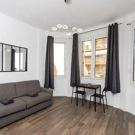 Palais Athenea Apartment *